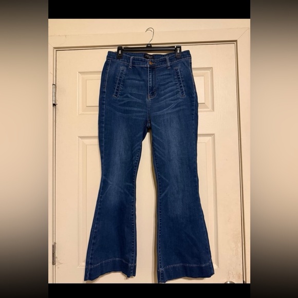 Judy Blue Denim - Judy Blue Flare Jeans High Rise Bell Bottoms size 13/31